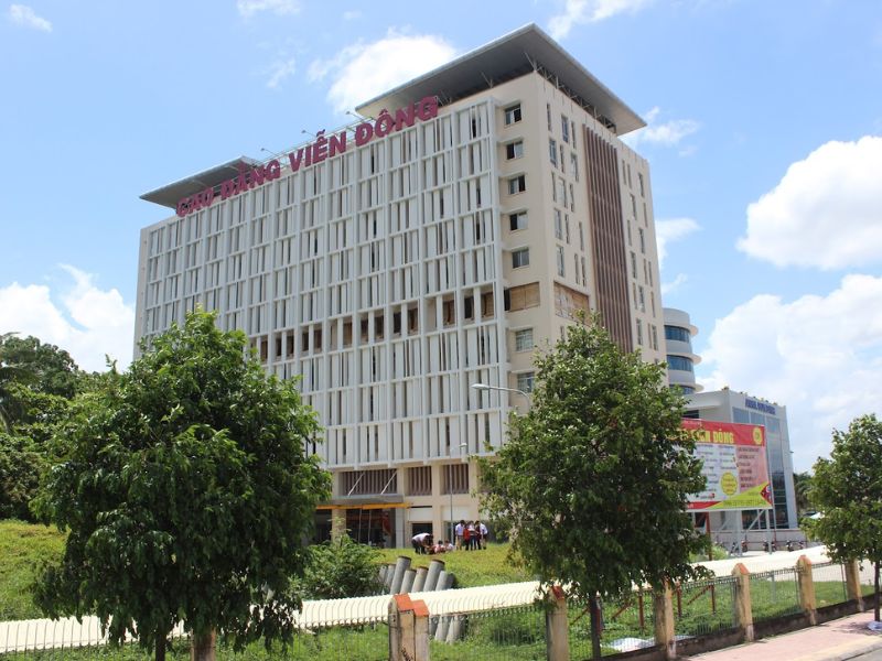 Trường Cao đẳng Viễn Đông 