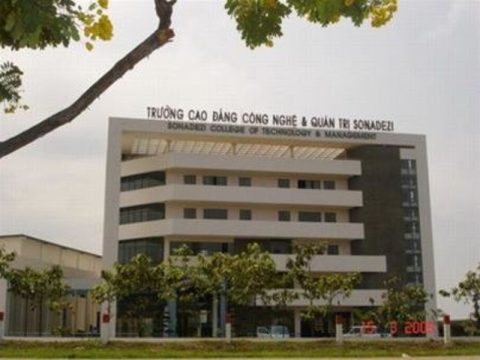 Trường Cao đẳng Công nghệ và Quản trị SONADEZI