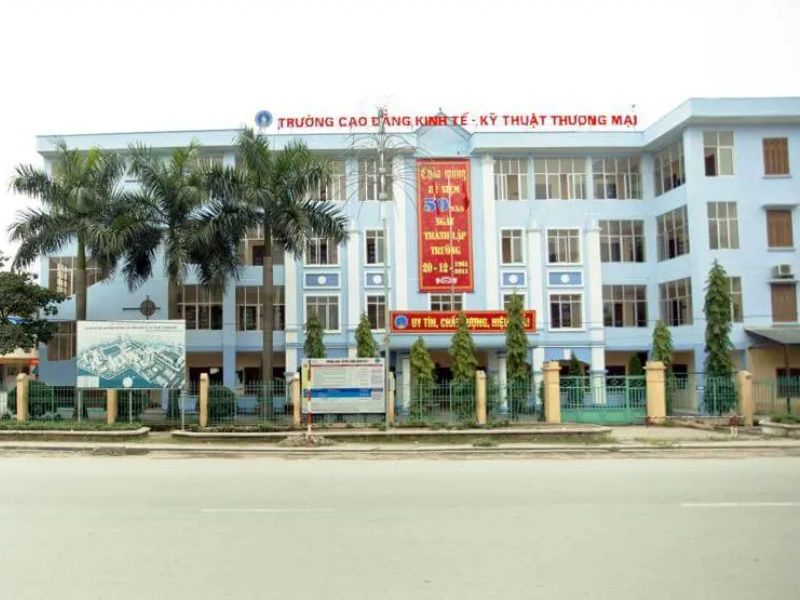 Trường Cao đẳng Kinh tế Kỹ thuật Thương mại