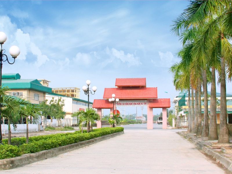 Trường Cao đẳng Công nghệ Hà Tĩnh
