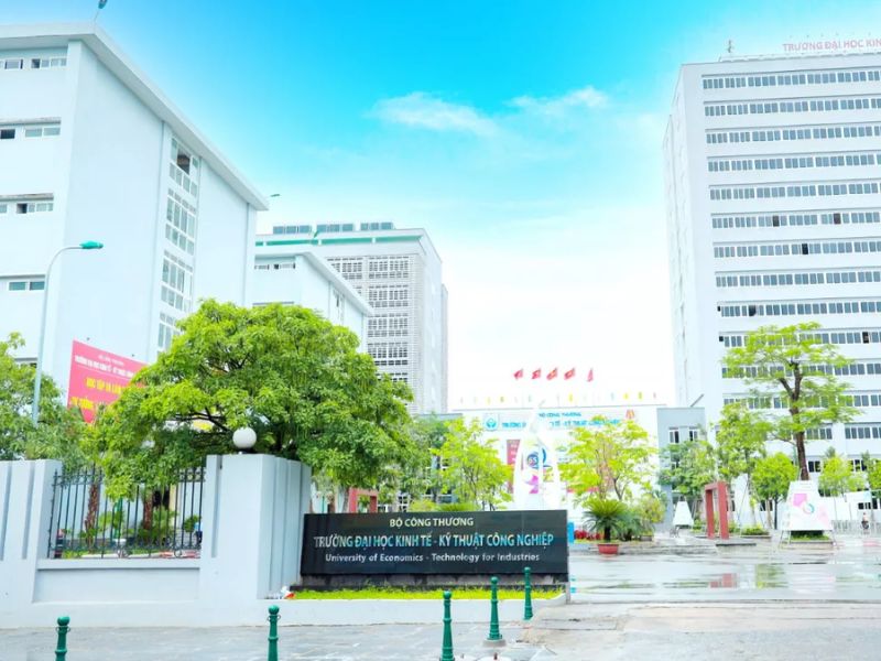 Trường Đại học Kinh Tế Kỹ Thuật - Công nghiệp (Cơ sở Hà Nội)