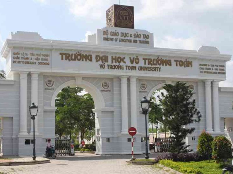 Trường Đại học Võ Trường Toản