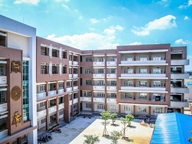 Trường Đại học Lạc Hồng