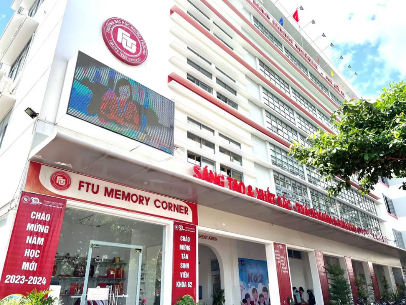Trường Đại học Ngoại thương